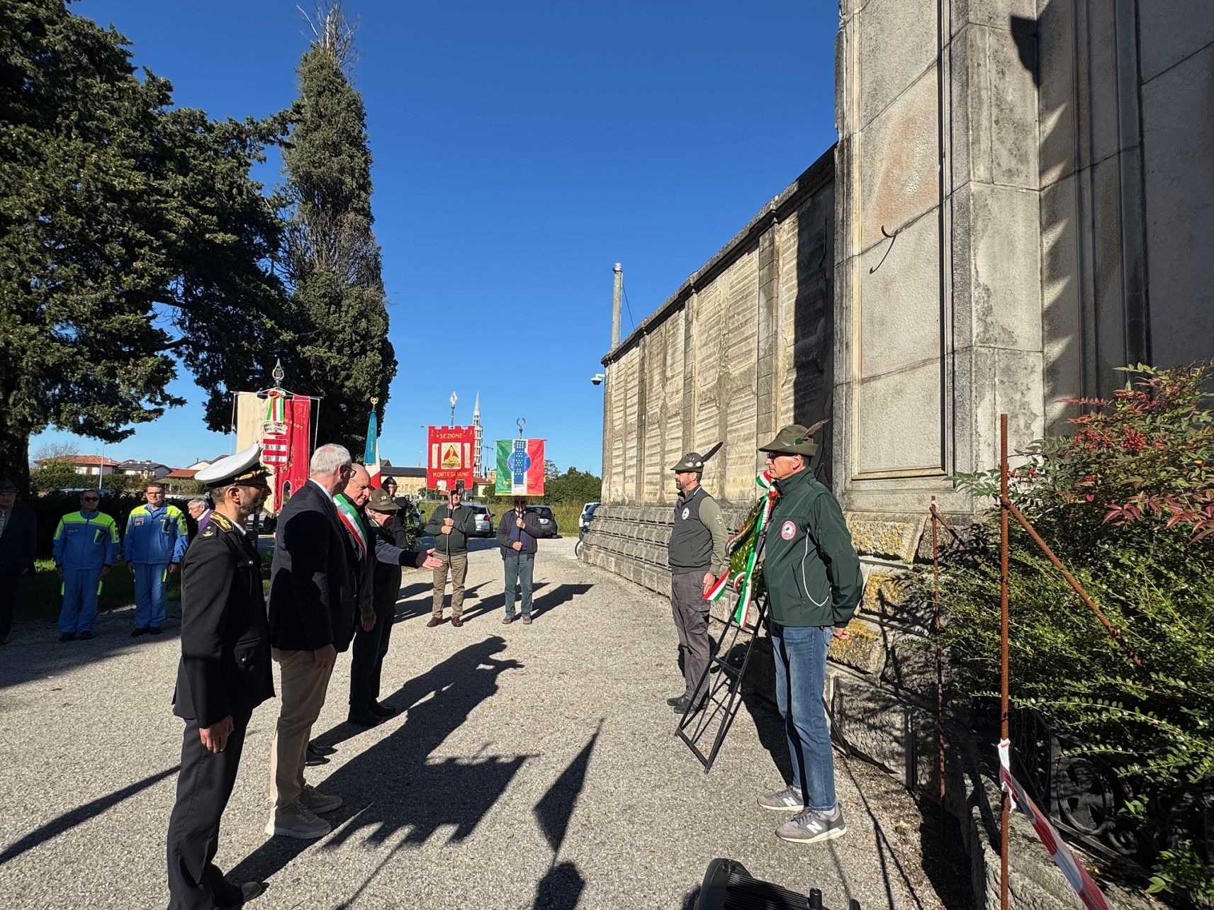 4 NOVEMBRE. BORDIN A MORTEGLIANO: RISPETTO PER CHI INDOSSA LA DIVISA